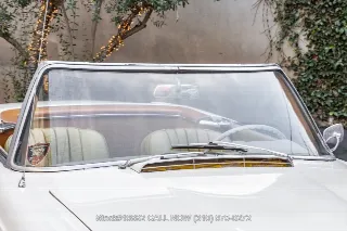 Foto 21 di 24: 1966 Mercedes Benz 230SL