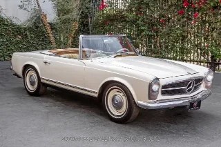 Foto 3 di 24: 1966 Mercedes Benz 230SL