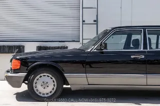 Foto 12 di 24: 1988 Mercedes Benz 560SEL
