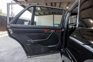 Foto 19 di 24: 1988 Mercedes Benz 560SEL