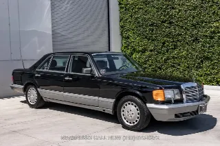 Foto 3 di 24: 1988 Mercedes Benz 560SEL