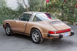 Foto 7 di 24: 1974 Porsche 911 Targa