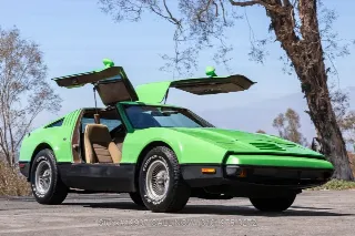 Foto 2 di 24: 1975 Bricklin SV1