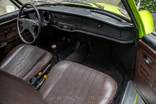 Foto 21 di 24: 1974 Volkswagen Karmann Ghia Coupe