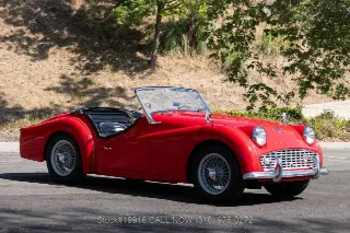 Foto 4 di 24: 1963 Triumph TR3B