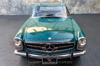 Foto 15 di 24: 1966 Mercedes Benz 230SL
