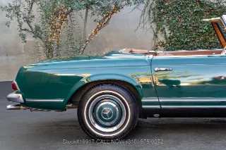 Foto 23 di 24: 1966 Mercedes Benz 230SL