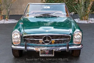 Foto 2 di 24: 1966 Mercedes Benz 230SL