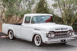 Foto 1 di 24: 1960 Ford F100 Custom Cab