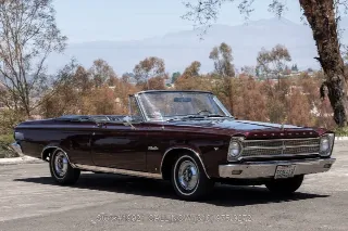 Foto 1 di 24: 1965 Plymouth Satellite Convertible