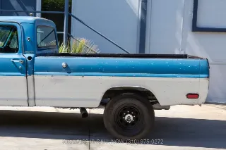 Foto 13 di 24: 1968 Ford F 250 Custom Cab