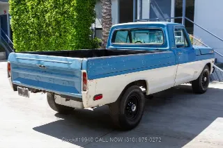 Foto 5 di 24: 1968 Ford F 250 Custom Cab