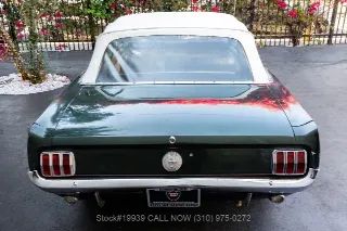 Foto 11 di 24: 1966 Ford Mustang A Code Convertible 3 Speed
