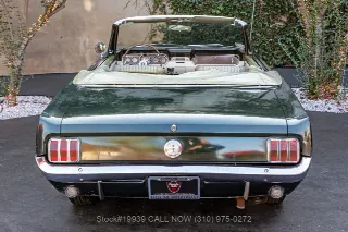Foto 6 di 24: 1966 Ford Mustang A Code Convertible 3 Speed