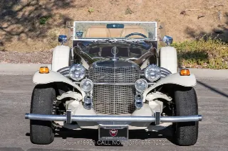 Foto 2 di 24: 1975 Excalibur Series III Phaeton