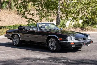 Foto 4 di 24: 1990 Jaguar XJS V12