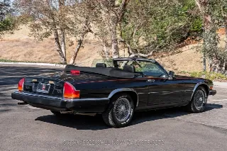 Foto 6 di 24: 1990 Jaguar XJS V12