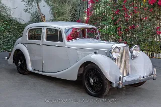 Foto 3 di 24: 1945 Jaguar 1 1/2 Litre Saloon Mark IV