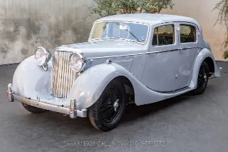 Foto 7 di 24: 1945 Jaguar 1 1/2 Litre Saloon Mark IV
