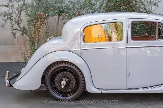 Foto 9 di 24: 1945 Jaguar 1 1/2 Litre Saloon Mark IV