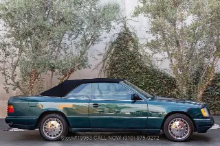 Foto 10 di 24: 1995 Mercedes Benz E320