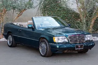 Foto 1 di 24: 1995 Mercedes Benz E320