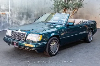 Foto 8 di 24: 1995 Mercedes Benz E320