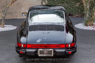 Foto 6 di 24: 1977 Porsche 911S