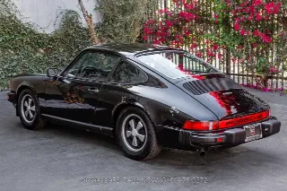 Foto 7 di 24: 1977 Porsche 911S