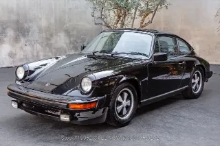 Foto 8 di 24: 1977 Porsche 911S