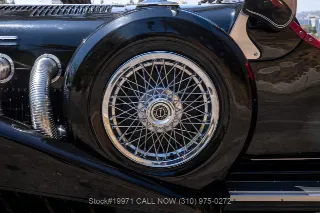 Foto 15 di 24: 1977 Excalibur Series III Roadster