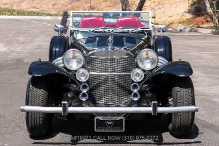 Foto 2 di 24: 1977 Excalibur Series III Roadster