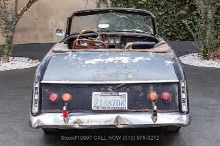 Foto 6 di 24: 1961 Facel Vega Facellia Convertible