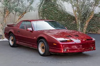 Foto 1 di 24: 1987 Pontiac Firebird Trans AM GTA