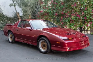 Foto 3 di 24: 1987 Pontiac Firebird Trans AM GTA