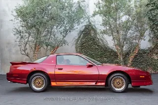 Foto 4 di 24: 1987 Pontiac Firebird Trans AM GTA