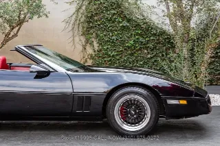 Foto 16 di 24: 1986 Chevrolet Corvette