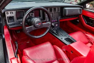 Foto 22 di 24: 1986 Chevrolet Corvette