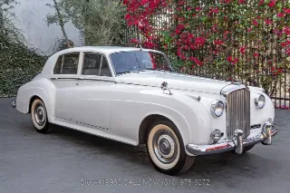 Foto 3 di 24: 1961 Bentley S2 Saloon