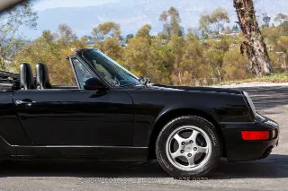 Foto 14 di 24: 1993 Porsche 964
