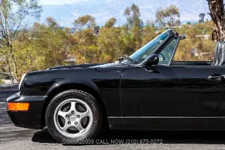 Foto 17 di 24: 1993 Porsche 964