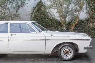 Foto 10 di 24: 1963 Plymouth Belvedere