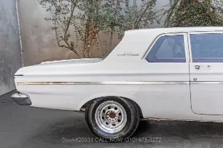 Foto 11 di 24: 1963 Plymouth Belvedere