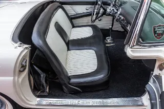 Foto 24 di 24: 1956 Ford Thunderbird