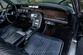 Foto 21 di 24: 1965 Ford Thunderbird