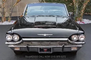 Foto 2 di 24: 1965 Ford Thunderbird