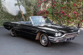 Foto 3 di 24: 1965 Ford Thunderbird