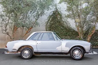 Foto 10 di 24: 1967 Mercedes Benz 250SL