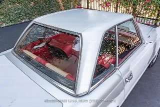 Foto 12 di 24: 1967 Mercedes Benz 250SL