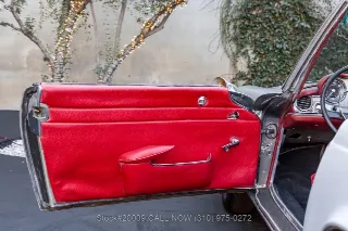 Foto 20 di 24: 1967 Mercedes Benz 250SL
